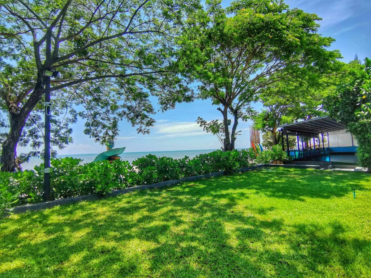 Bangsaen Beach Walk Boutique Resort מראה חיצוני תמונה