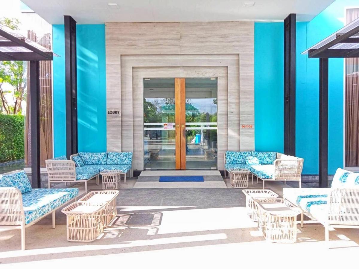 Bangsaen Beach Walk Boutique Resort מראה חיצוני תמונה