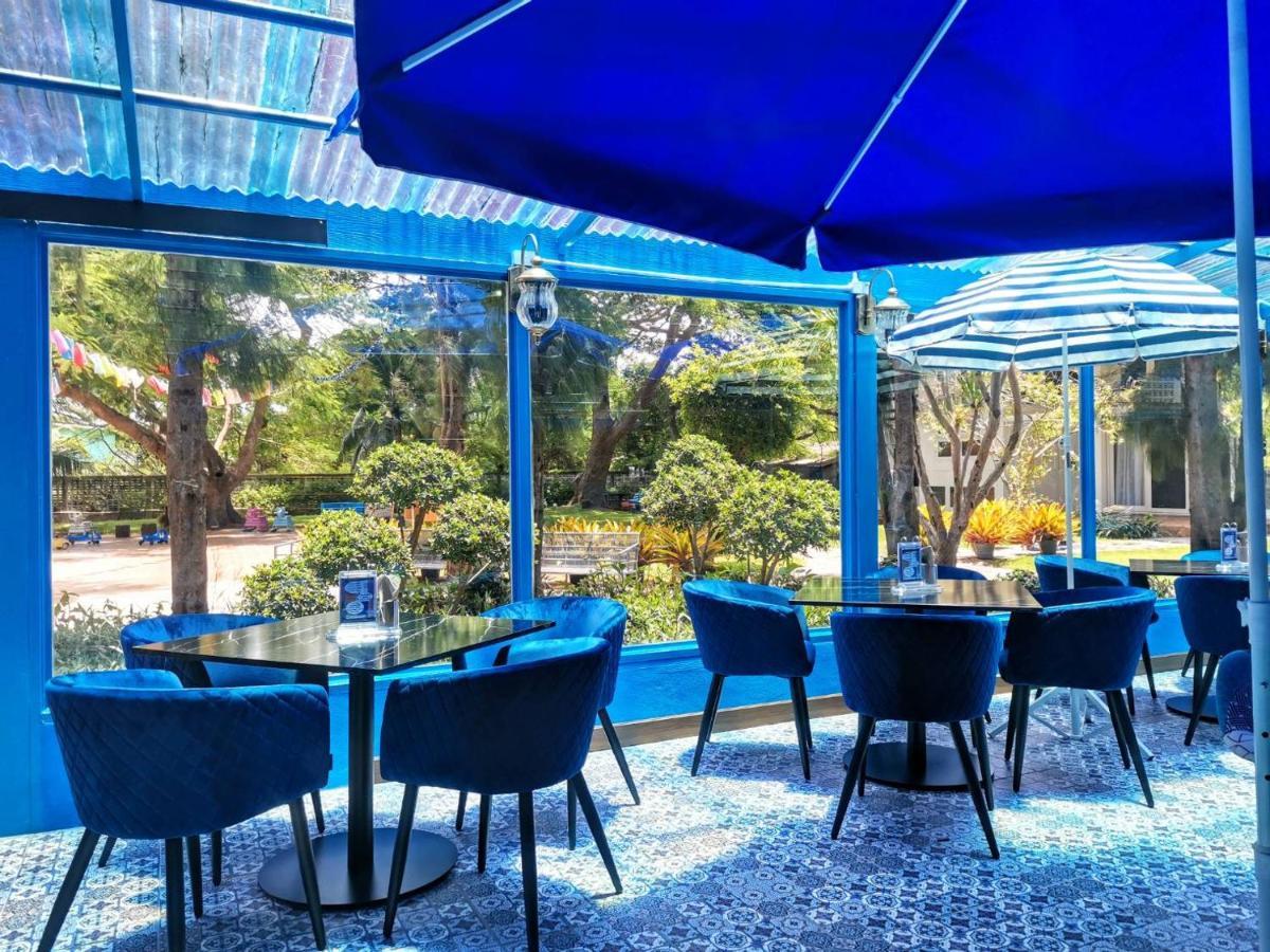 Bangsaen Beach Walk Boutique Resort מראה חיצוני תמונה