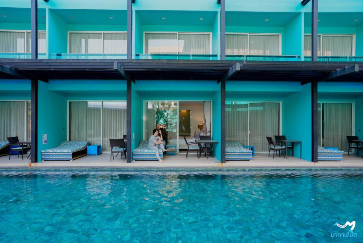 Bangsaen Beach Walk Boutique Resort מראה חיצוני תמונה